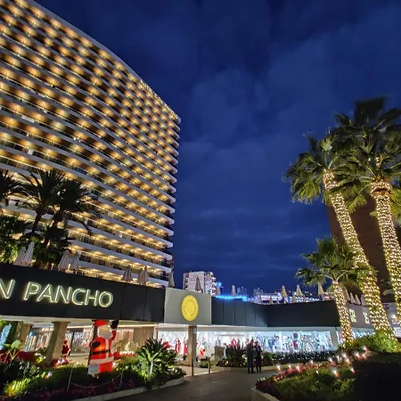 ホテル Don Pancho - Designed For Adults ベニドルム